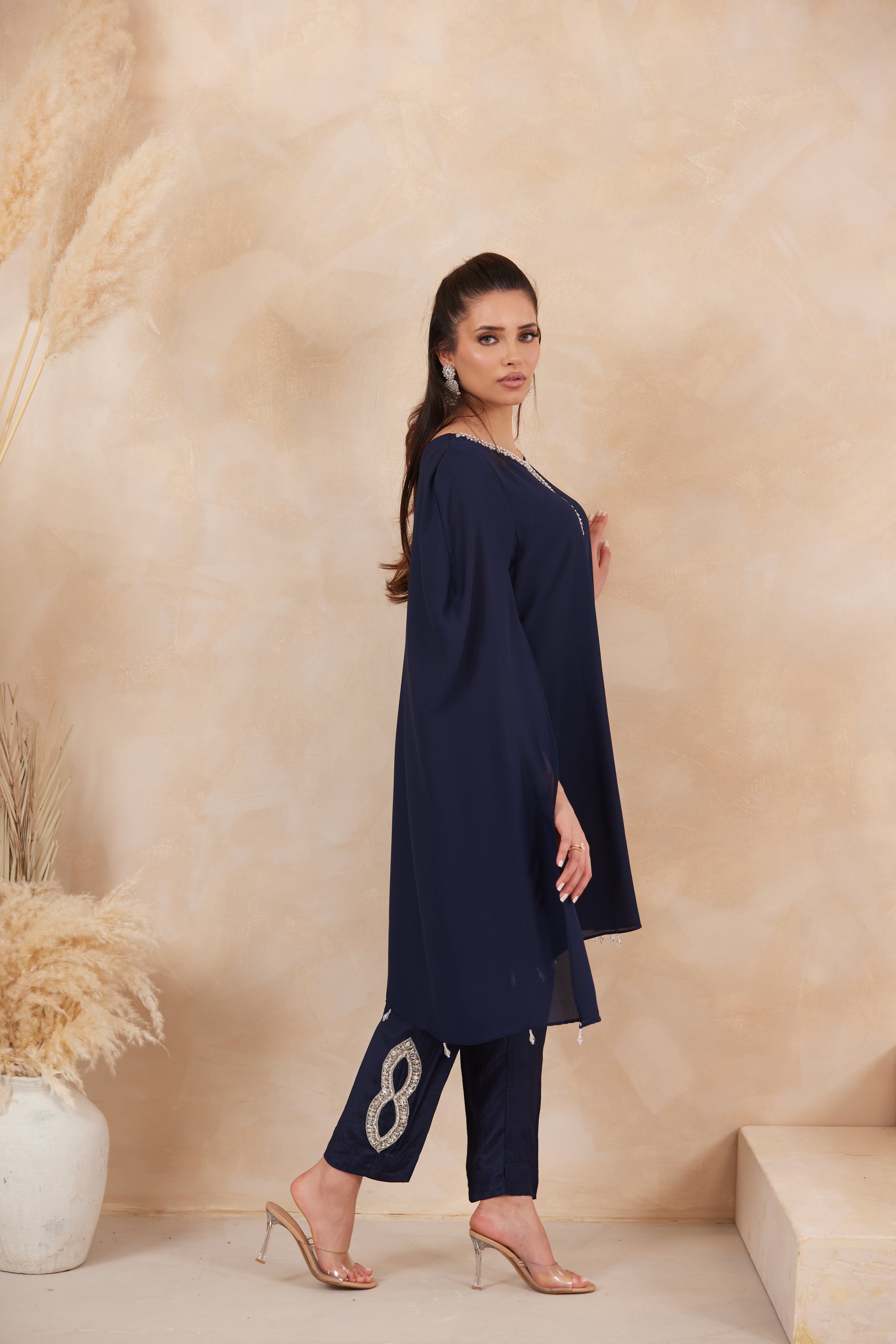 NAVY BLUE DIVINE&