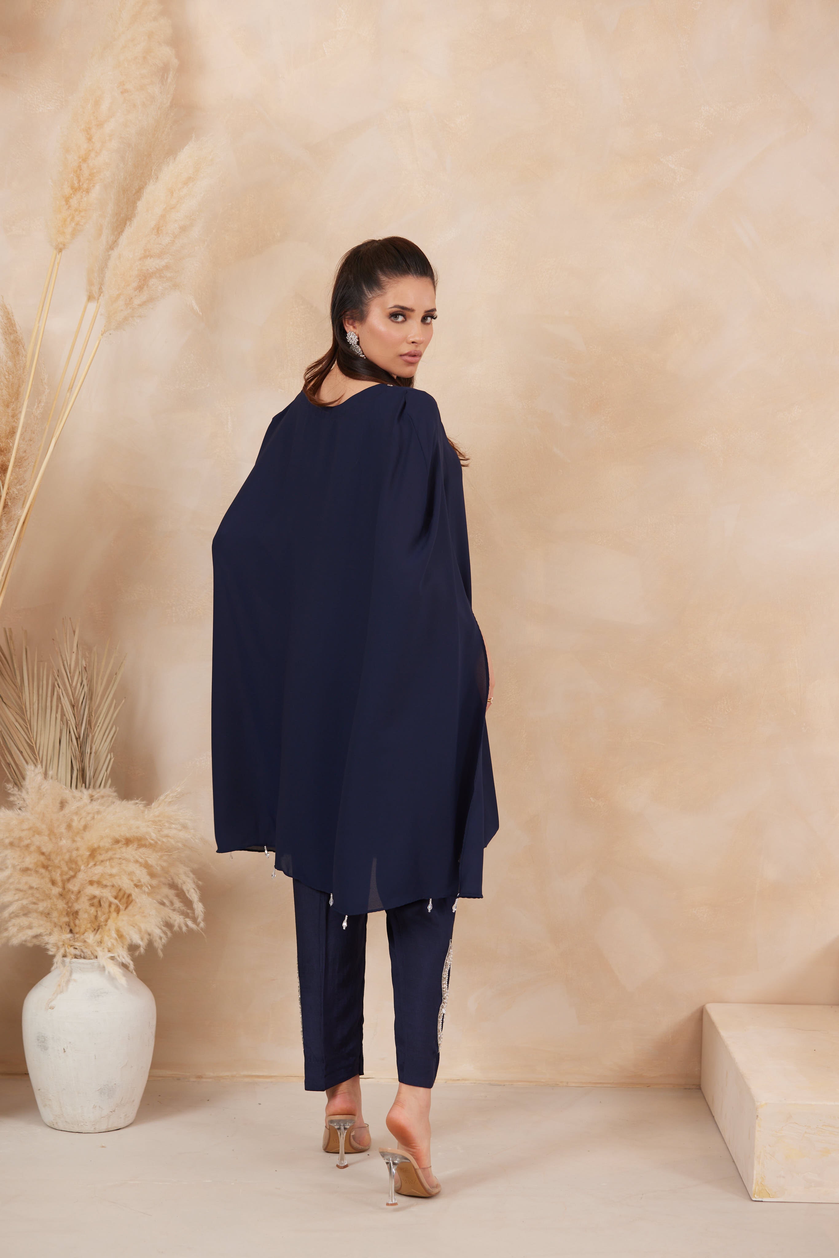NAVY BLUE DIVINE&