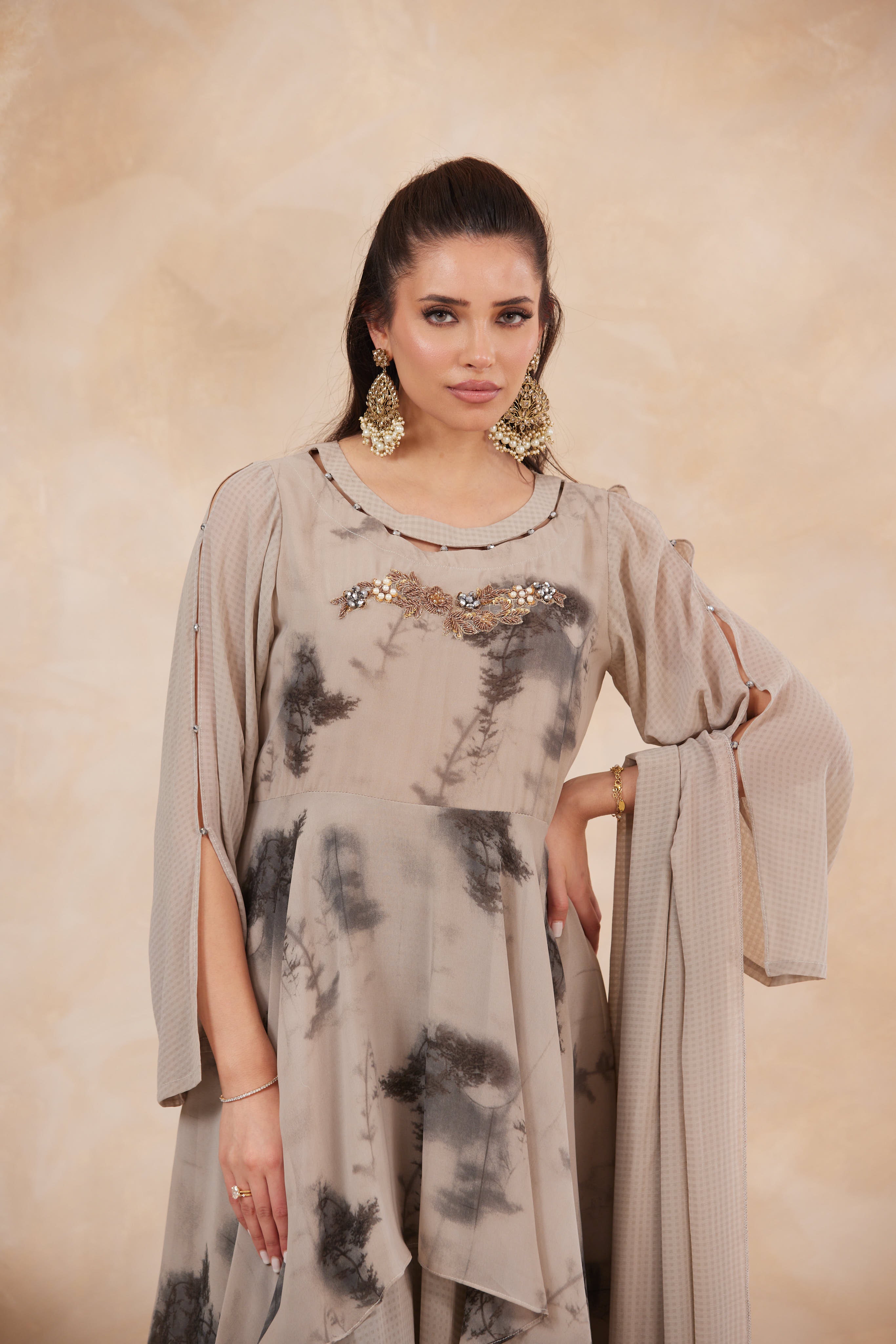GREY GRACE&