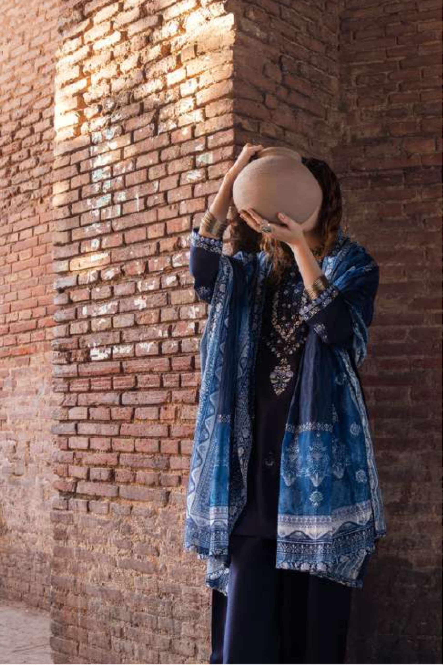 NAVY BLUE ZITA