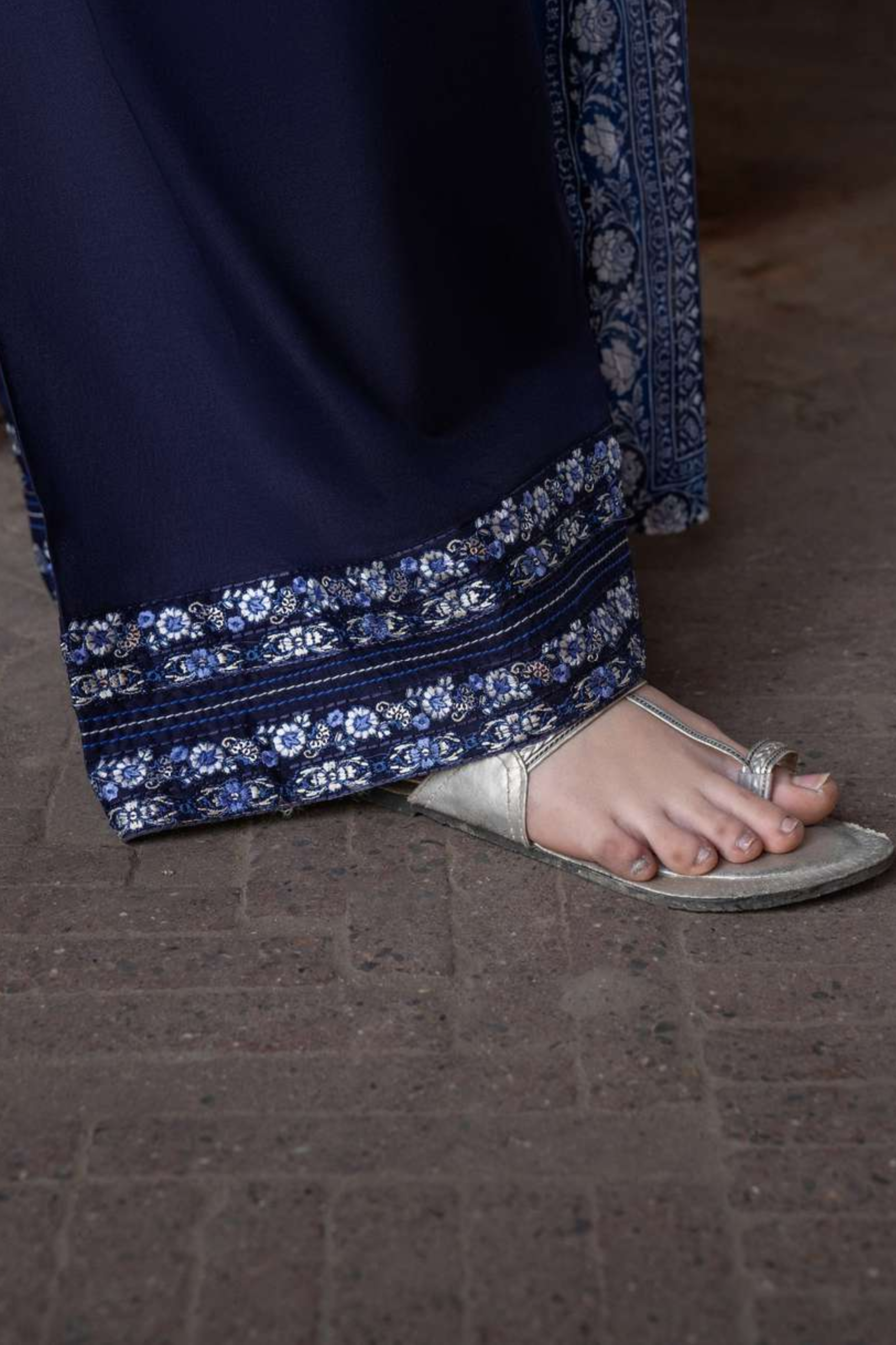 NAVY BLUE ZITA