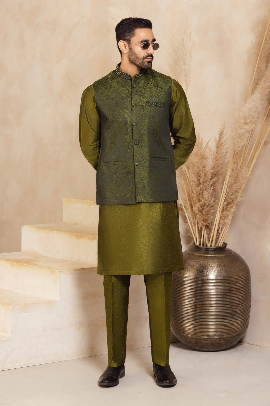 Fakhar