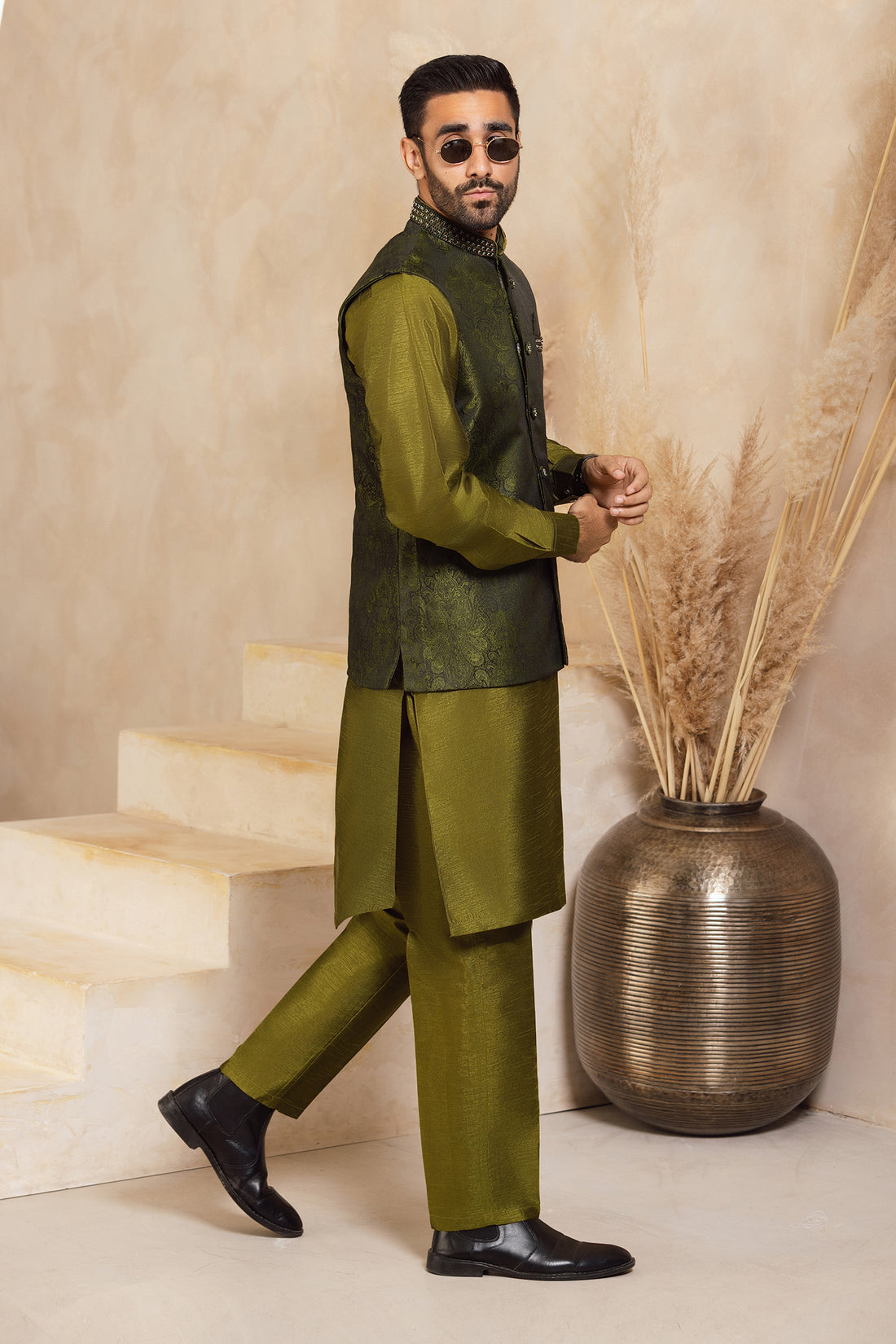 Fakhar