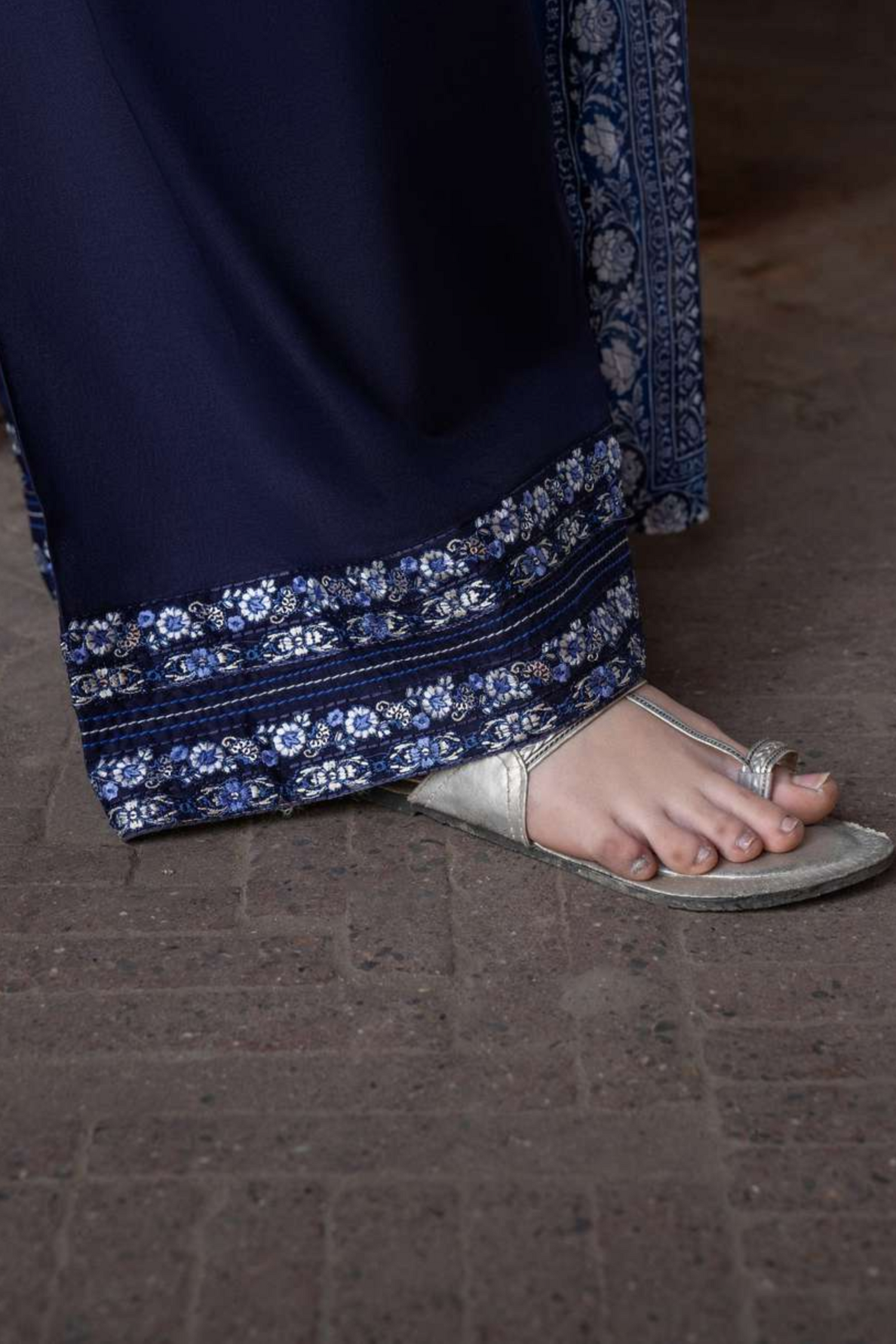 NAVY BLUE ZITA